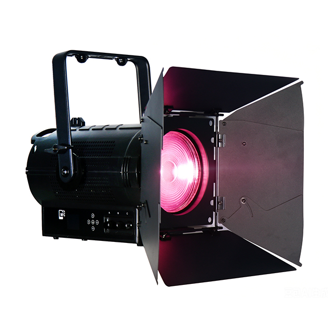 LF160FC 150W RGBCAL LED 聚光灯